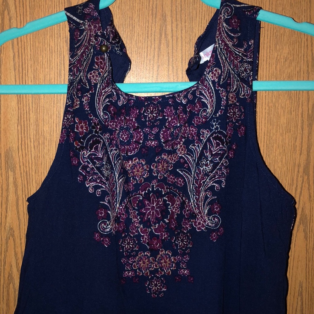 Girls dress - Picture 2 of 4